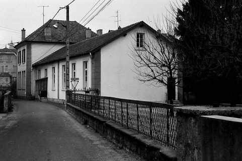 Vue d'ensemble des bâtiments. © Région Bourgogne-Franche-Comté, Inventaire du patrimoine