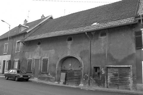 Vue de trois quarts droit. © Région Bourgogne-Franche-Comté, Inventaire du patrimoine