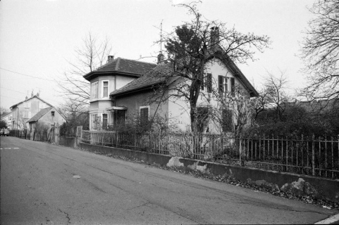 Vue de trois quarts droit. © Région Bourgogne-Franche-Comté, Inventaire du patrimoine