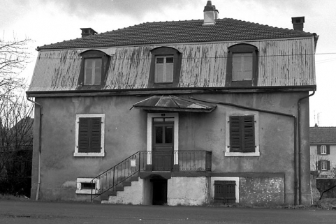 Vue de l'élévation antérieure. © Région Bourgogne-Franche-Comté, Inventaire du patrimoine