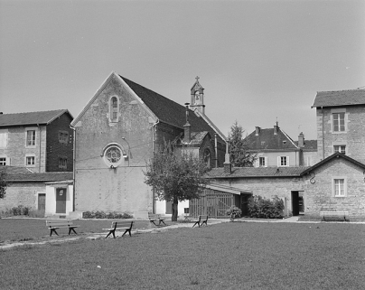 Chapelle, façade postérieure. © Région Bourgogne-Franche-Comté, Inventaire du patrimoine