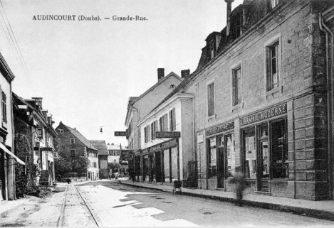 "AUDINCOURT (Doubs). - Grande-Rue." © Région Bourgogne-Franche-Comté, Inventaire du patrimoine