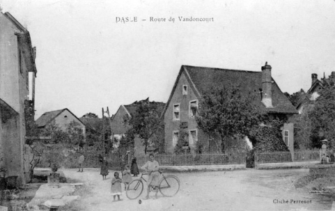 Route de Vandoncourt. © Région Bourgogne-Franche-Comté, Inventaire du patrimoine