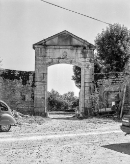 Le portail. © Région Bourgogne-Franche-Comté, Inventaire du patrimoine