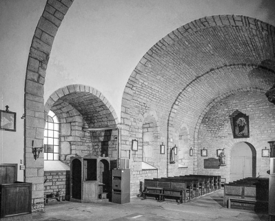 Intérieur : nef, élévation droite vue depuis le choeur. © Région Bourgogne-Franche-Comté, Inventaire du patrimoine