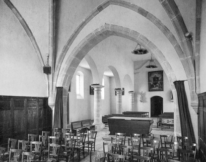 Intérieur : élévation droite de la nef. © Région Bourgogne-Franche-Comté, Inventaire du patrimoine