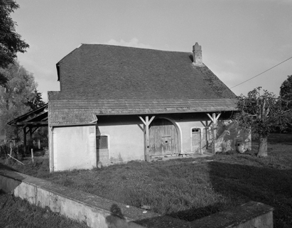 Vue d'ensemble depuis la rue. © Région Bourgogne-Franche-Comté, Inventaire du patrimoine