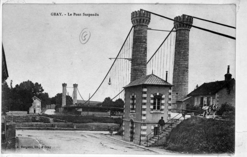 Gray.- le pont suspendu. © Région Bourgogne-Franche-Comté, Inventaire du patrimoine Gray.- le pont suspendu. © Région Bourgogne-Franche-Comté, Inventaire du patrimoine