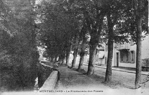 Montbéliard. La promenade des Fossés, début 20e siècle. © Région Bourgogne-Franche-Comté, Inventaire du patrimoine Montbéliard. La promenade des Fossés, début 20e siècle. © Région Bourgogne-Franche-Comté, Inventaire du patrimoine