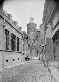 Rue de la Mouche, années 1920-1930. © Région Bourgogne-Franche-Comté, Inventaire du patrimoine Rue de la Mouche, années 1920-1930. © Région Bourgogne-Franche-Comté, Inventaire du patrimoine
