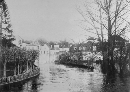 La Lizaine prise du Grand Pont, 1910. © Région Bourgogne-Franche-Comté, Inventaire du patrimoine La Lizaine prise du Grand Pont, 1910. © Région Bourgogne-Franche-Comté, Inventaire du patrimoine