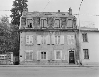 Maison 42, rue du Faubourg. Deuxième moitié 19e siècle. © Région Bourgogne-Franche-Comté, Inventaire du patrimoine