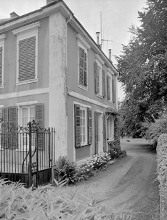 Façade latérale ouest. © Région Bourgogne-Franche-Comté, Inventaire du patrimoine