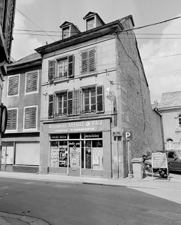 Maison 17, rue de la Sous-Préfecture. Milieu 19e siècle. © Région Bourgogne-Franche-Comté, Inventaire du patrimoine