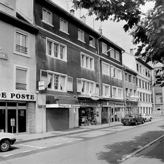 Maisons 5 et 7, place Francisco-Ferrer. Première moitié 17e siècle. © Région Bourgogne-Franche-Comté, Inventaire du patrimoine