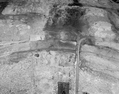 Tour Henriette. Date sur la porte donnant sur la cour de l'Ours. © Région Bourgogne-Franche-Comté, Inventaire du patrimoine