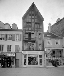 Immeuble 39, rue Cuvier. Début 20e siècle. © Région Bourgogne-Franche-Comté, Inventaire du patrimoine