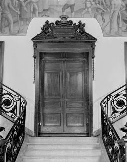 Entrée du vestibule de la salle de spectacle. © Région Bourgogne-Franche-Comté, Inventaire du patrimoine