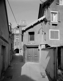 Passage de la Fleur. © Région Bourgogne-Franche-Comté, Inventaire du patrimoine Passage de la Fleur. © Région Bourgogne-Franche-Comté, Inventaire du patrimoine