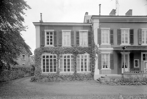 Façade sur jardin. Aile ouest. © Région Bourgogne-Franche-Comté, Inventaire du patrimoine