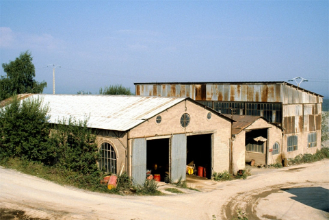Hangar (G) vu du sud-est. © Région Bourgogne-Franche-Comté, Inventaire du patrimoine