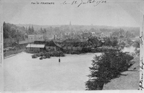 Vue de Fraisans : la Vieille Forge vue de la Forge Neuve. © Région Bourgogne-Franche-Comté, Inventaire du patrimoine Vue de Fraisans : la Vieille Forge vue de la Forge Neuve. © Région Bourgogne-Franche-Comté, Inventaire du patrimoine