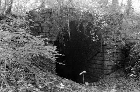 Concession de Laffand : entrée des ouvriers. © Région Bourgogne-Franche-Comté, Inventaire du patrimoine