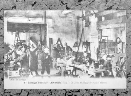Collège Pasteur - Arbois (Jura) - Le cours d'ajustage aux usines Laurioz. © Région Bourgogne-Franche-Comté, Inventaire du patrimoine