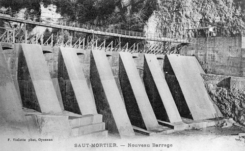 Saut-Mortier. - Nouveau Barrage. © Région Bourgogne-Franche-Comté, Inventaire du patrimoine Saut-Mortier. - Nouveau Barrage. © Région Bourgogne-Franche-Comté, Inventaire du patrimoine