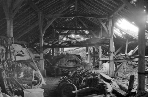 Atelier de fabrication et pièce de séchage : intérieur. © Région Bourgogne-Franche-Comté, Inventaire du patrimoine