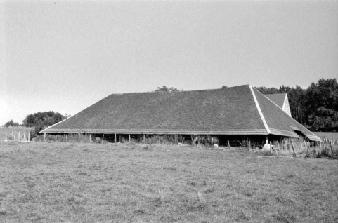 Halle de séchage, depuis l'ouest. © Région Bourgogne-Franche-Comté, Inventaire du patrimoine
