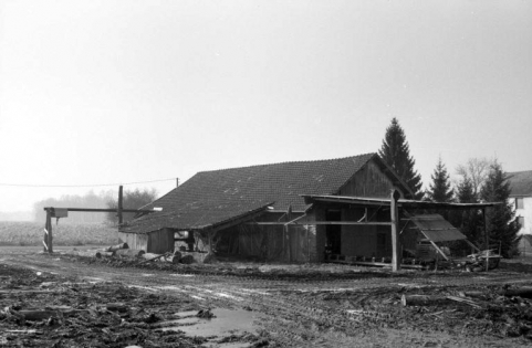 Atelier de fabrication, vu du nord-ouest. © Région Bourgogne-Franche-Comté, Inventaire du patrimoine Atelier de fabrication, vu du nord-ouest. © Région Bourgogne-Franche-Comté, Inventaire du patrimoine