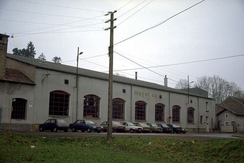 Façade antérieure de l'atelier de fabrication. © Région Bourgogne-Franche-Comté, Inventaire du patrimoine Façade antérieure de l'atelier de fabrication. © Région Bourgogne-Franche-Comté, Inventaire du patrimoine