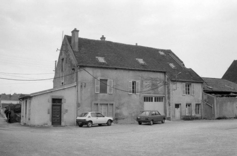 Façade postérieure du bureau-logement patronal. © Région Bourgogne-Franche-Comté, Inventaire du patrimoine