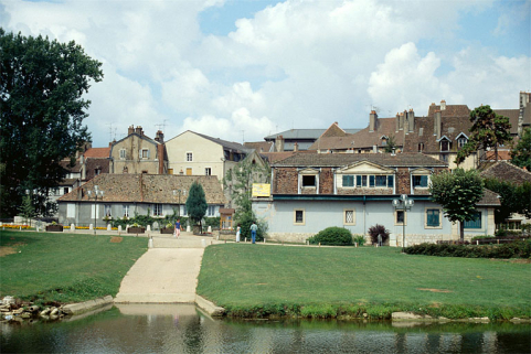 Bureau et logement d'ouvriers (H), depuis l'est. © Région Bourgogne-Franche-Comté, Inventaire du patrimoine