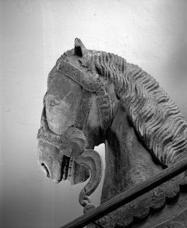 Détail : la tête du cheval vue de profil. © Région Bourgogne-Franche-Comté, Inventaire du patrimoine