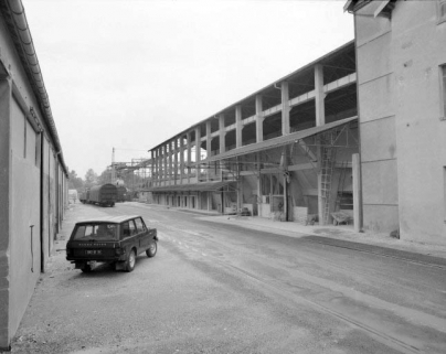 Hangar à terre (18), vu de trois quarts droit. © Région Bourgogne-Franche-Comté, Inventaire du patrimoine