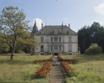 Logement patronal. Vue de face en 1989. © Région Bourgogne-Franche-Comté, Inventaire du patrimoine