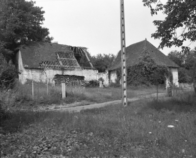 Halle à charbon en L en 1989. © Région Bourgogne-Franche-Comté, Inventaire du patrimoine