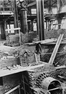 Atelier du chlorure de calcium : construction des pots. © Région Bourgogne-Franche-Comté, Inventaire du patrimoine Atelier du chlorure de calcium : construction des pots. © Région Bourgogne-Franche-Comté, Inventaire du patrimoine