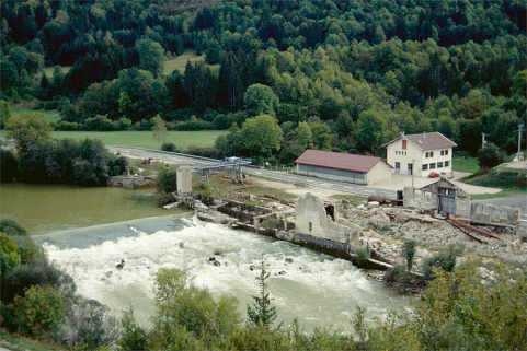 Vue d'ensemble plongeante depuis le nord. © Région Bourgogne-Franche-Comté, Inventaire du patrimoine