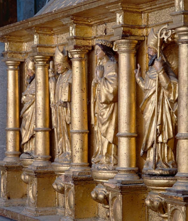 Châsse de droite, face antérieure de trois quarts. © Région Bourgogne-Franche-Comté, Inventaire du patrimoine