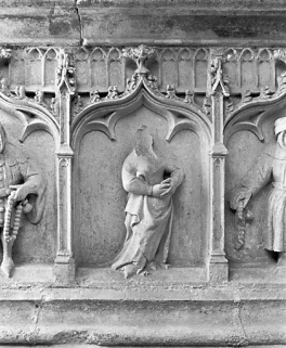 Détail : 4ème pleurant (en partant de la gauche). © Région Bourgogne-Franche-Comté, Inventaire du patrimoine