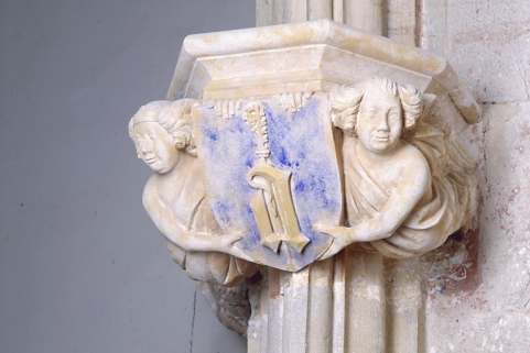 Console nord-est, vue de trois quarts. © Région Bourgogne-Franche-Comté, Inventaire du patrimoine