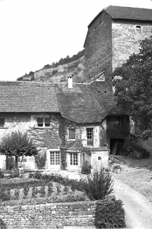 L'hôtellerie : partie droite de la façade sud est. © Région Bourgogne-Franche-Comté, Inventaire du patrimoine