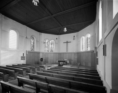 La nef vue depuis l'entrée. © Région Bourgogne-Franche-Comté, Inventaire du patrimoine