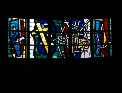 Baie n° 1 : portement de la Croix. © Région Bourgogne-Franche-Comté, Inventaire du patrimoine