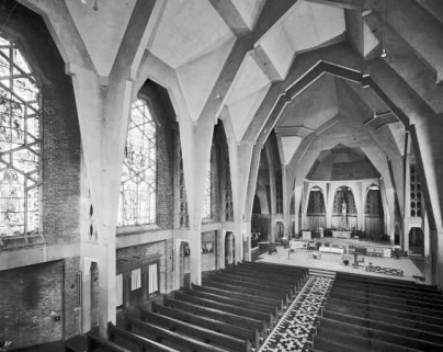 La nef vue depuis l'entrée. © Région Bourgogne-Franche-Comté, Inventaire du patrimoine