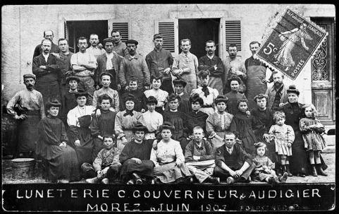 Lunetterie C. Gouverneur et Audigier. Morez. Juin 1907. © Région Bourgogne-Franche-Comté, Inventaire du patrimoine Lunetterie C. Gouverneur et Audigier. Morez. Juin 1907. © Région Bourgogne-Franche-Comté, Inventaire du patrimoine