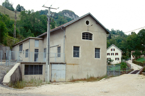 Façades antérieure et latérale droite. © Région Bourgogne-Franche-Comté, Inventaire du patrimoine